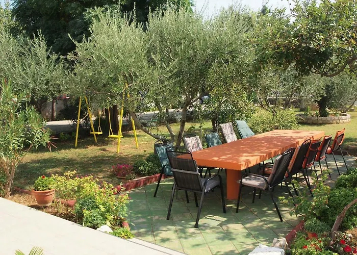 Gostinjska kuća Ana 3*