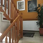 Ana