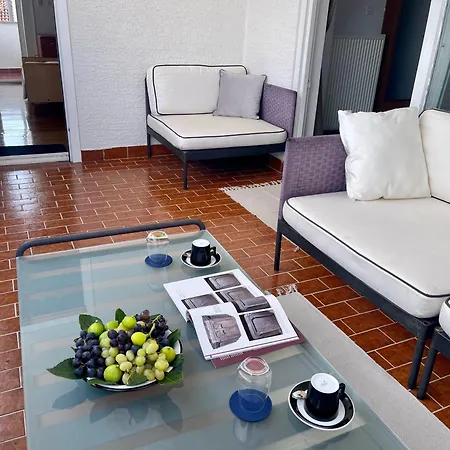 Ana Guest house Nin