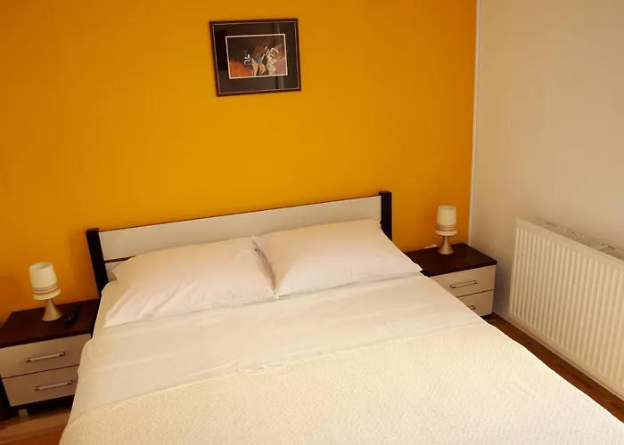Gasthuis Ana 3*